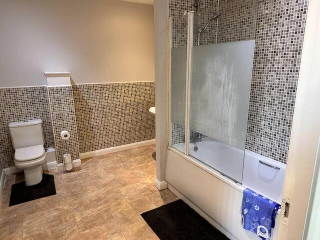 Crystal Home Manchester Bagian luar foto