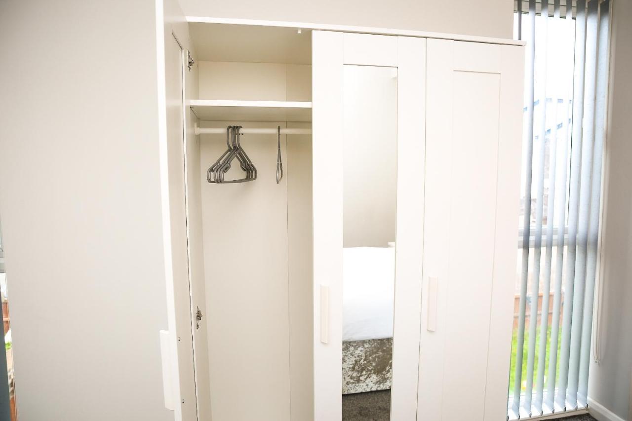 Crystal Home Manchester Bagian luar foto